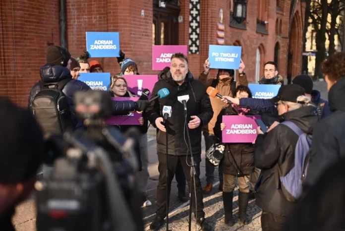 Zandberg: „PiS i PO doprowadziły szpitale na skraj upadku”