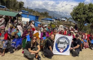 Lekarz z Nowego Tomyśla na misji medycznej w Nepalu – 51 operacji zaćmy w trzy dni