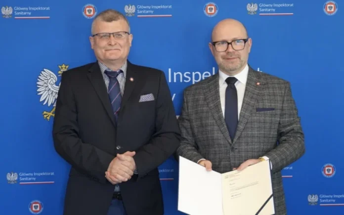 Dr Paweł Grzesiowski i Wojciech Koper