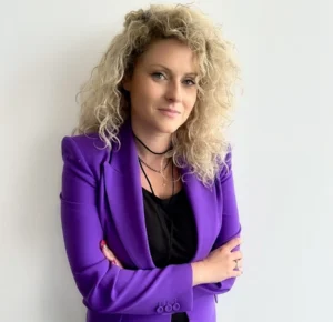 Genetyka w diagnostyce i leczeniu – Izabela Czuraj o roli nowoczesnych badań w medycynie [Wywiad]