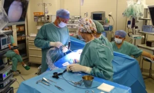 Koszalin: Pierwsze zabiegi usunięcia torbieli włosowej z wykorzystaniem przełomowej metody PEPSiT