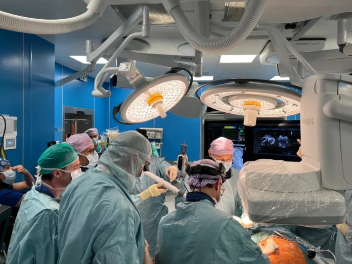 Wrocław pionierem: pierwszy w Polsce zabieg z użyciem zastawki Tendyne