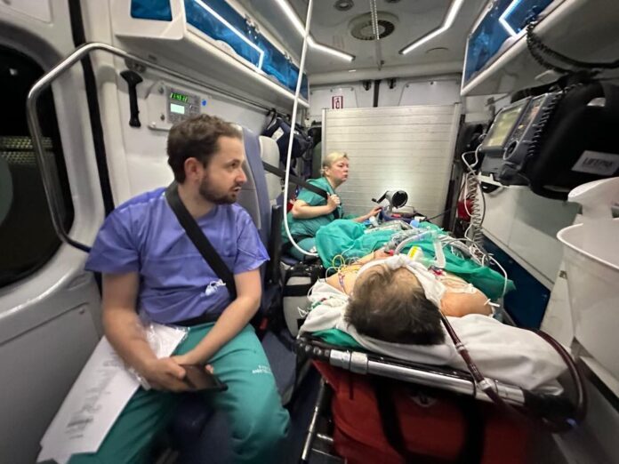 5 Wojskowy Szpital Kliniczny z Poliklinika SPZOZ w Krakowie wykorzystujący ECMO