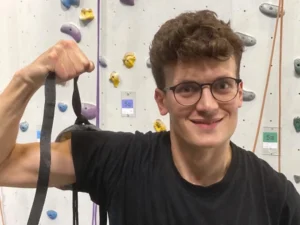 Po urazie. Przewodnik dla bliskich – pomoc, której potrzebujesz, zanim zapytasz