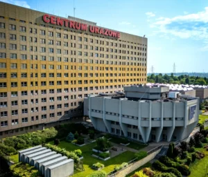 Prof. Pawlas: do coraz większej liczby kryzysów psychicznych doprowadzają media społecznościowe i internet