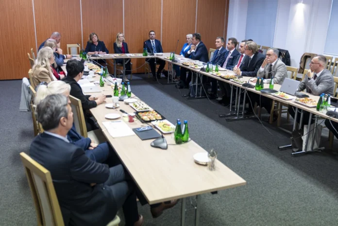 Eksperci i instytucje w jednym gremium. Nowa Krajowa Rada Kardiologiczna rozpoczęła pracę