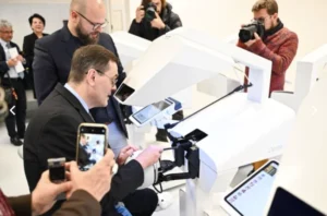 UJ CM wprowadza rewolucję w kształceniu przyszłych dentystów – pierwsze w Polsce symulatory VR