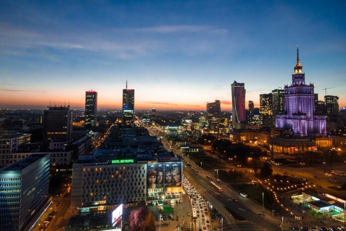 stolica - Warszawa nocą