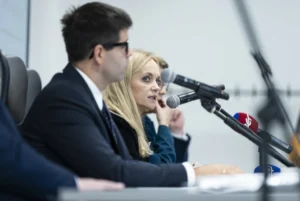 Nie będzie limitów płac dla lekarzy? Co powiedziała ministra zdrowia na posiedzeniu NRL?