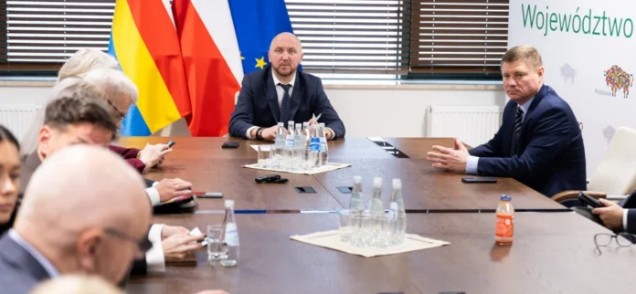 Bez łączenia stacji pogotowia ze szpitalami. Podlaskie rezygnuje z konsolidacji