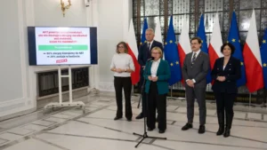 Koniec składki zdrowotnej? Lewica przedstawiła trzy filary reformy, które mają dać NFZ 2 bln zł