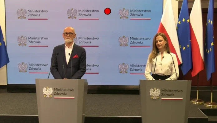 Co zmienią „Pokoje narodzin”? MZ odpowiada na obawy o bezpieczeństwo porodów