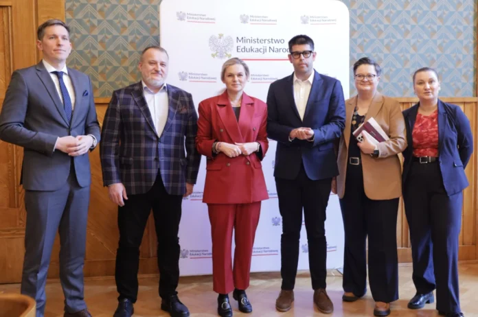 NRL rozmawia o zmianach w programie edukacji zdrowotnej z MEN