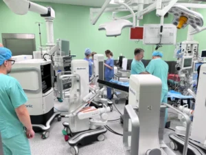 Robot chirurgiczny Hugo RAS w Gdańsku. Pierwsza operacja już wykonana