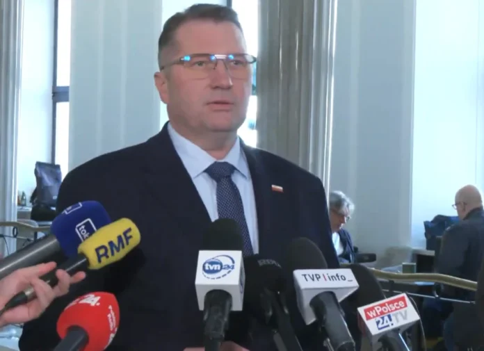 Przemysław Czarnek przedstawił projekt ustawy, który ma zwiększyć finansowanie diagnostyki w Polsce