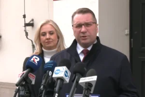 PiS składa wotum nieufności wobec ministry zdrowia. Ostre zarzuty wobec zmian