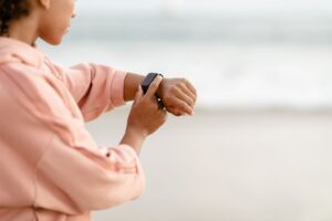 Aplikacje i smartwatche pomagają pacjentom kardiologicznym. Nawet 1100 kroków więcej dziennie