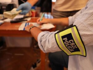 CBZC rozbiło grupę handlującą fałszywymi lekami. Ponad 15 tys. przesyłek i 12 zatrzymanych