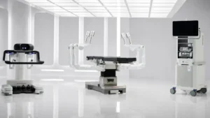 Robot OTTAVA otrzymał zgodę FDA. Johnson & Johnson rozpoczyna komercyjne wdrożenia w USA
