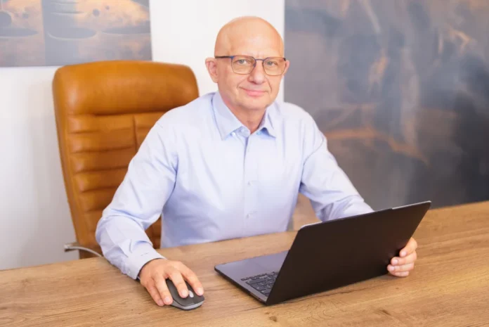 dr hab. n. med. Adam Broncel