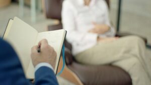 Prace nad specjalizacją z psychoterapii wstrzymane. Program był gotowy już w 2025 r.