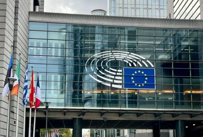 unia europejska flaga parlament