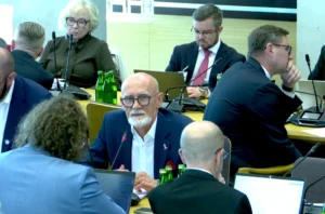 Sieć szpitali do 2029 r. i jawne konkursy. Komisja Zdrowia przyjęła projekty